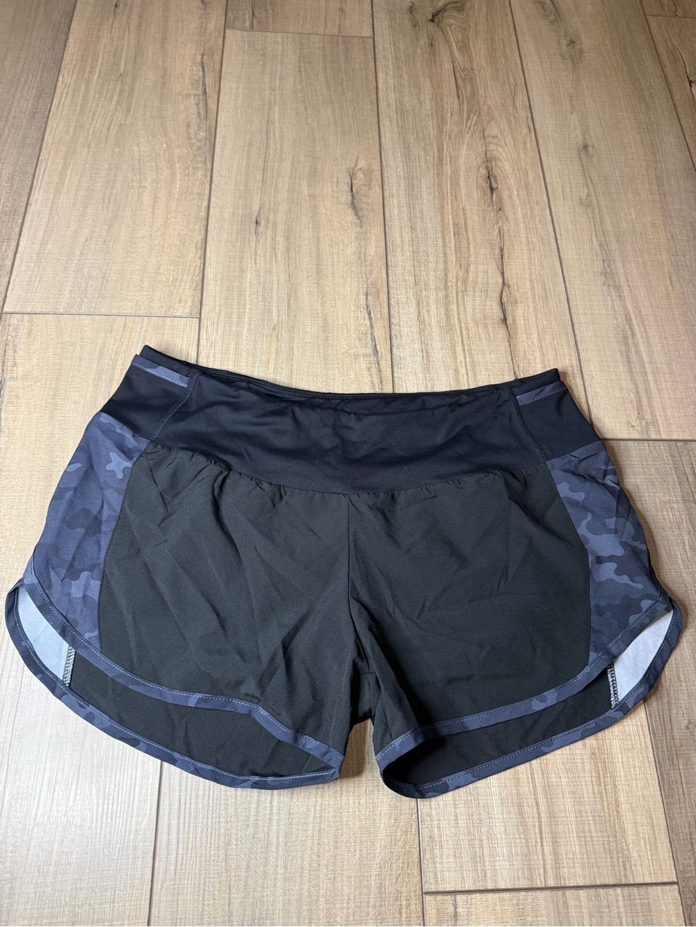 ZYIA Active Running Shorts Large Black Blue Camo Athletic Workout Gym